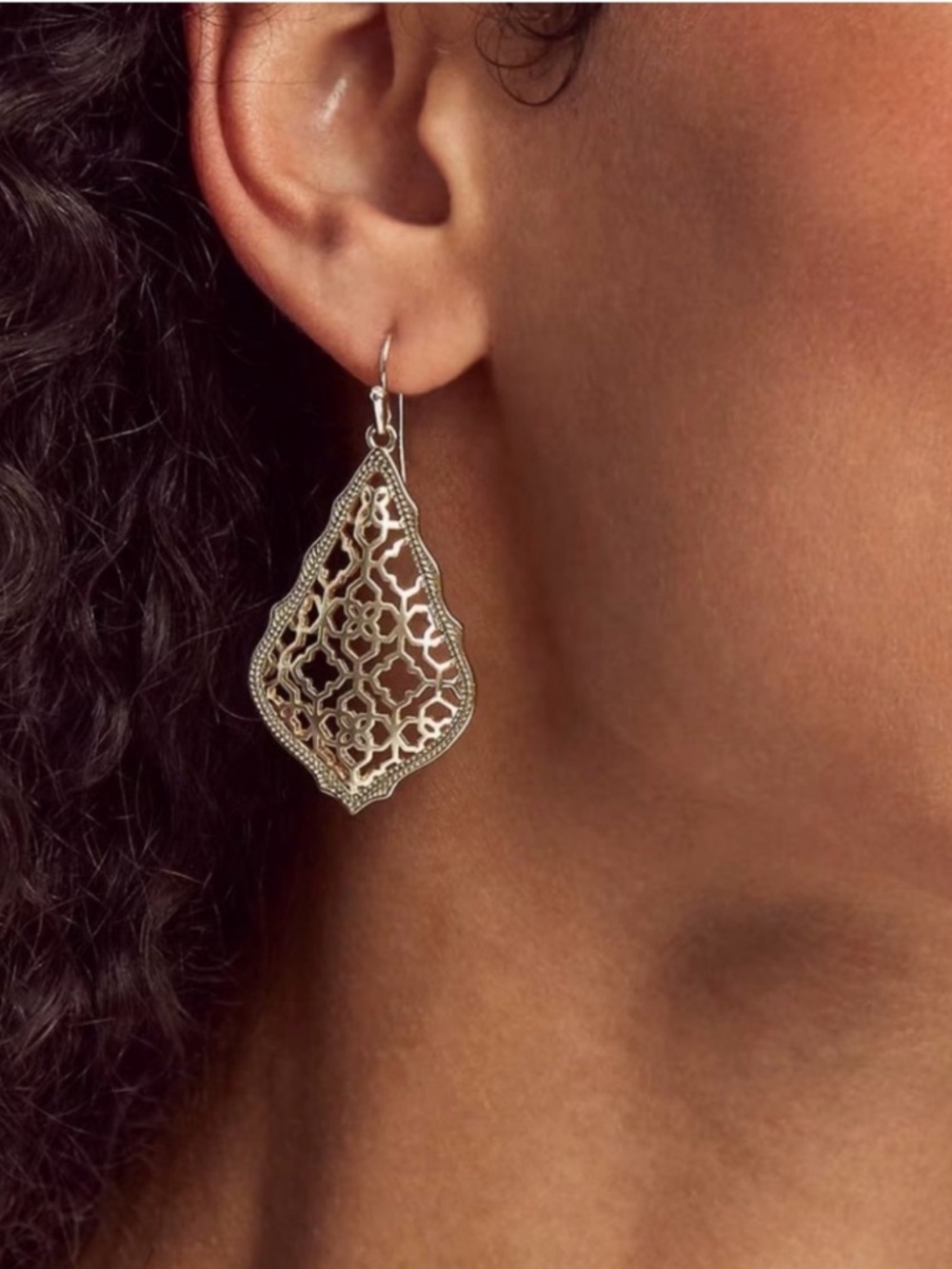 Kendra Scott Addie Drop Earrings in Silver Filigree - Picture 3 of 10